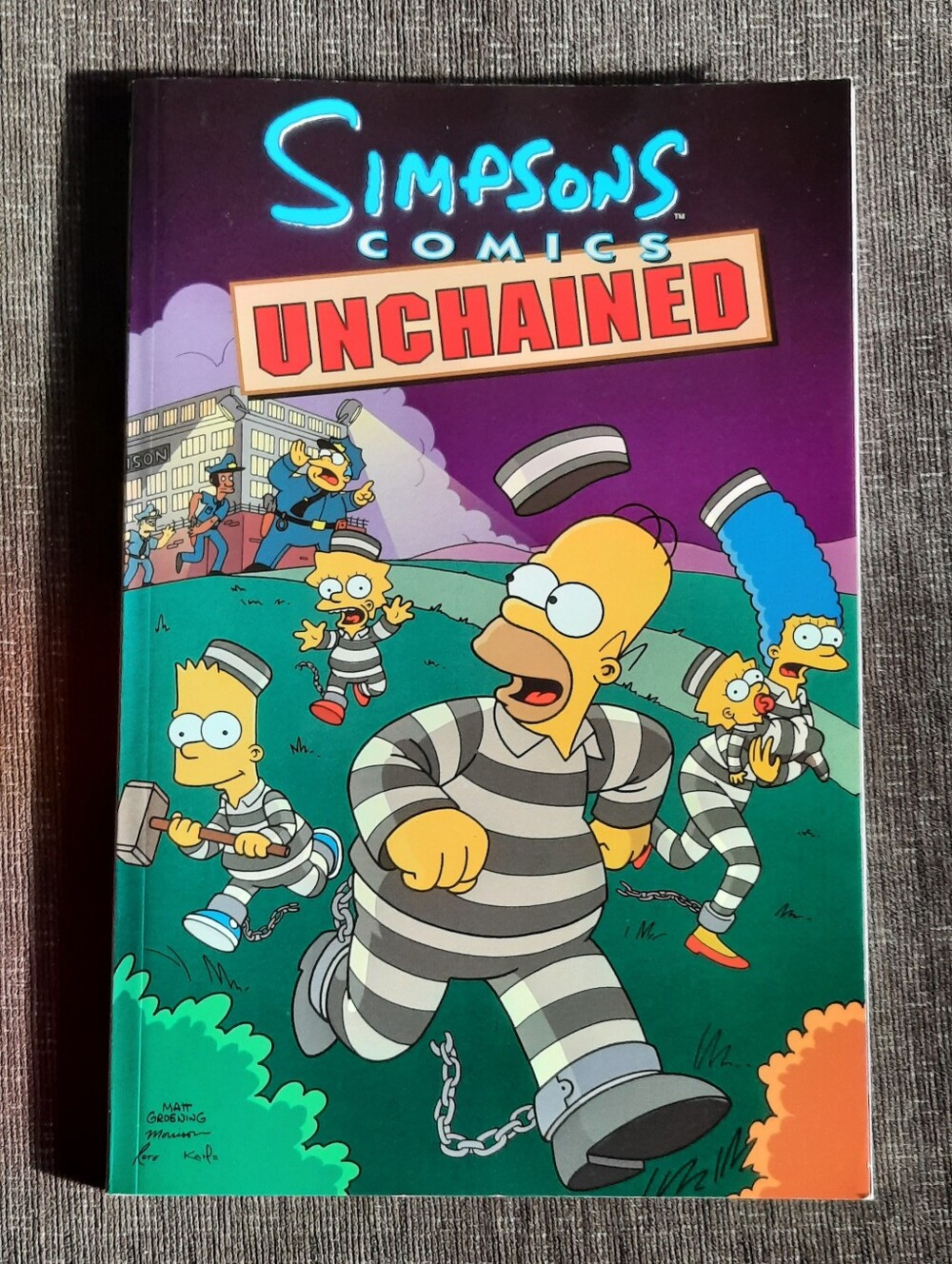 2001 Simpsons Comics Unchained Paperback Matt Groening